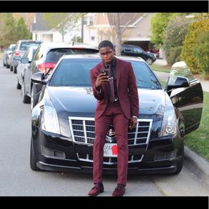 Meet your Posher, James